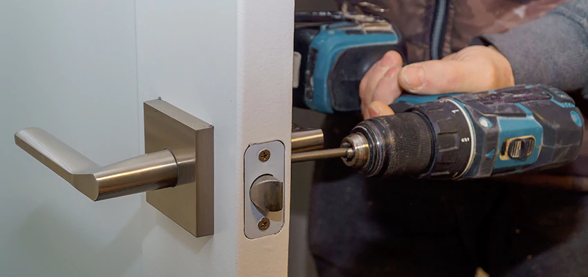 Broken Door Handle Lock Repair in Fairfield, California